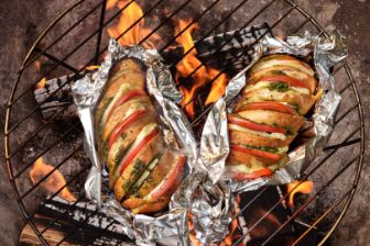 group-emmi-kaltbach-recipe-photo-tomaten-pesto-baguette