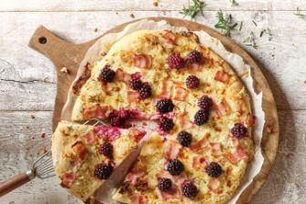 group-emmi-kaltbach-recipe-photo-bergkaese-pizza