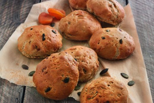 group-emmi-kaltbach-recipe-photo-kürbiskern-brötchen-2