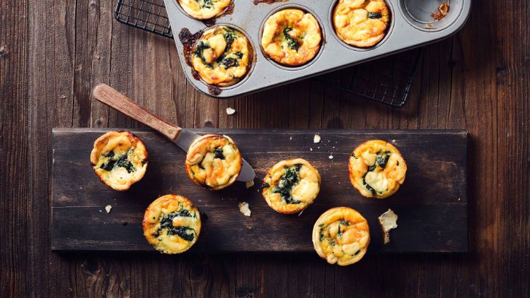 group-emmi-kaltbach-recipe-photo-käse-spinat-chüechli